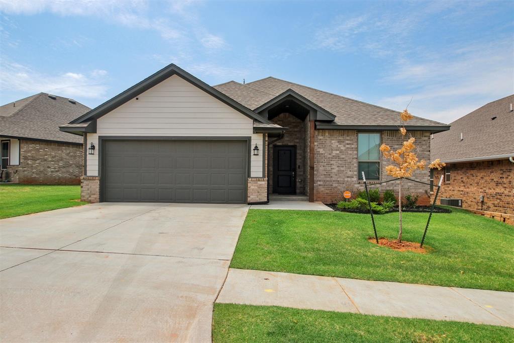 Morning Sky Ct, Edmond, OK 73012