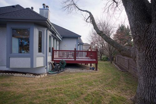 12210 Birch St, Leawood, KS, 66209-3520 | Card Image