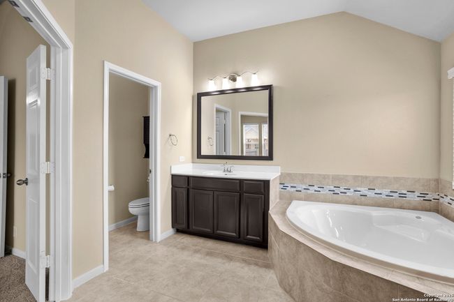 12008 Ivy Post, House other with 3 bedrooms, 2 bathrooms and null parking in Schertz TX | Image 28