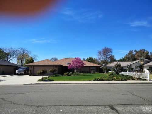 14306 Westdale Dr, Bakersfield, CA, 93314-8983 | Card Image