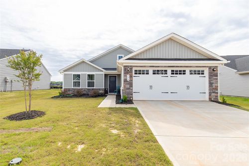 536 Nesbe St, Lancaster, SC, 29720-6142 | Card Image