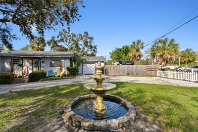 925 26 Th Avenue S, House other with 3 bedrooms, 2 bathrooms and null parking in SAINT PETERSBURG FL | Image 3