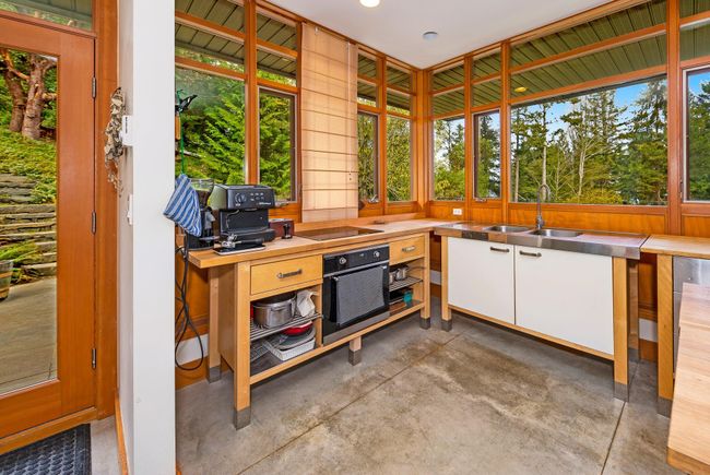 276 Porter Road, House other with 1 bedrooms, 2 bathrooms and null parking in Mayne Island BC | Image 19