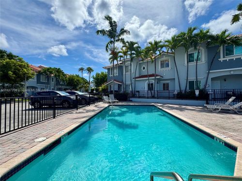 11667-11667 Ne 18th Dr, North Miami, FL, 33181-3201 | Card Image