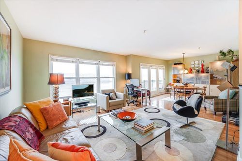 252-252 The Promenade, Edgewater, NJ, 07020-2114 | Card Image