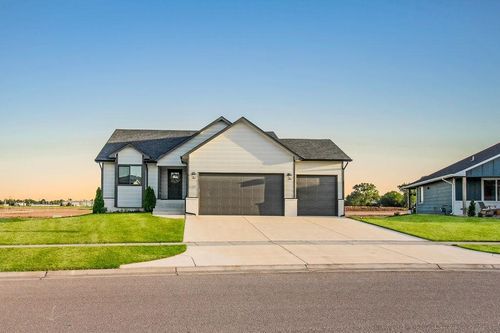 1223 N Main St, Goddard, KS, 67052-9088 | Card Image