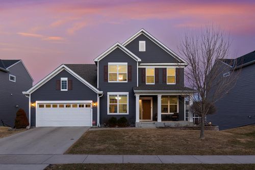 5650 Ranier Ln N, Plymouth, MN, 55446-1300 | Card Image