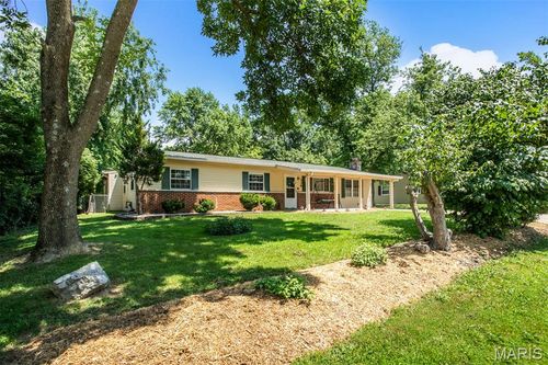 236 Ramsey Ln, Ballwin, MO, 63021-4969 | Card Image
