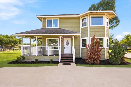 133 Meadow View Blvd, Del Valle, TX, 78617-5111 | Card Image