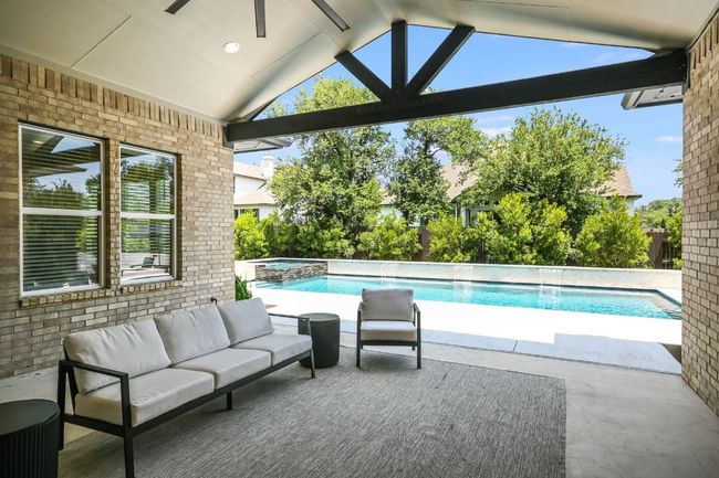 206 Bridge Water Loop, House other with 4 bedrooms, 4 bathrooms and 4 parking in Dripping Springs TX | Image 7
