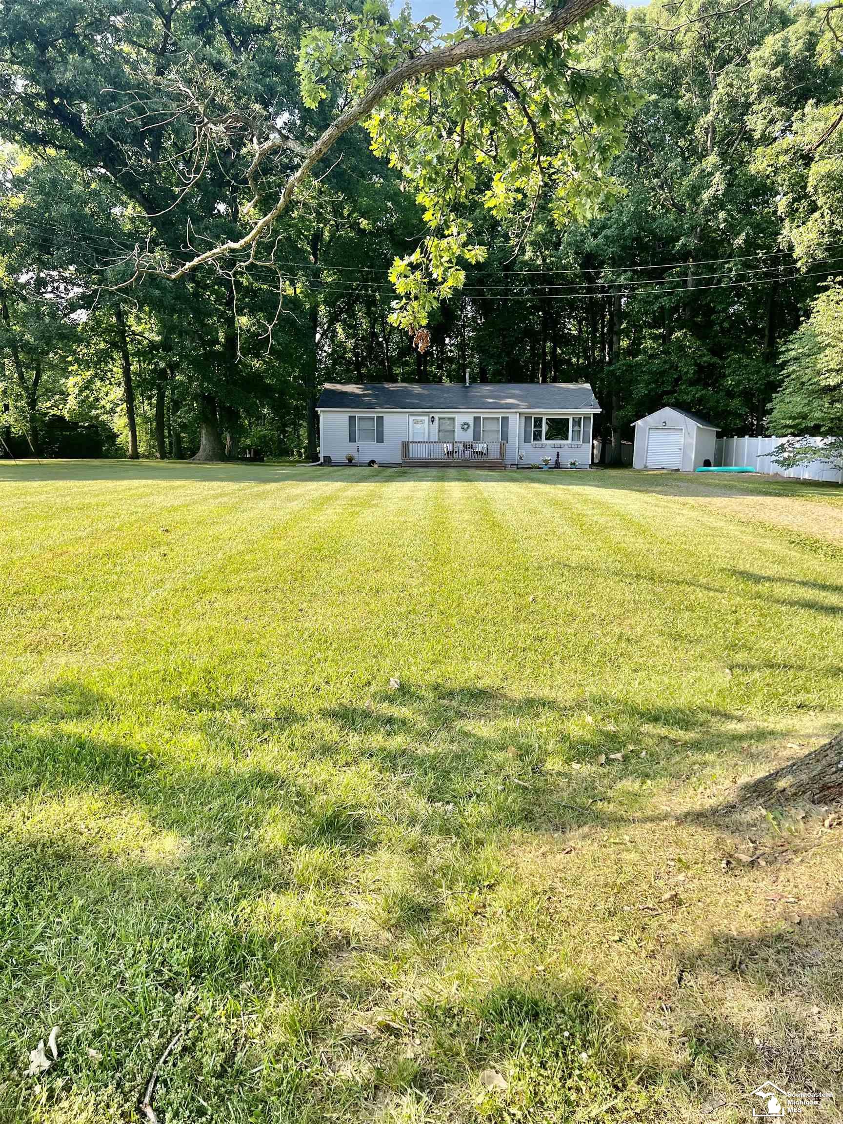 Cadmus Rd, Adrian, MI 49221