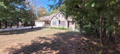 19 Chimney Way, House other with 3 bedrooms, 2 bathrooms and null parking in Fairmount GA | Image 2