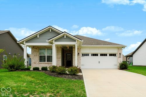 3644 Chalmers Dr, Bargersville, IN, 46106-9648 | Card Image