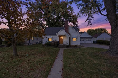 1231 Monroe St, WISCONSIN RAPIDS, WI, 54494-2866 | Card Image