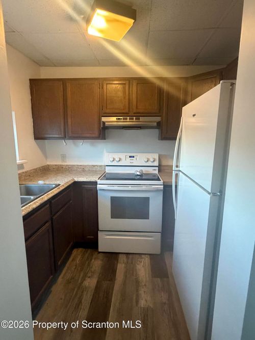 a3-100 S Van Buren Ave, Scranton, PA, 18504-2456 | Card Image