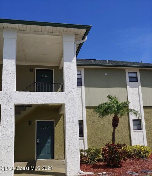 2253 Flower Tree Cir, Melbourne, FL, 32935-3352 | Card Image