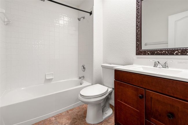 104 - 1936 Heron Cove Dr, Condo with 2 bedrooms, 2 bathrooms and null parking in Lutz FL | Image 13