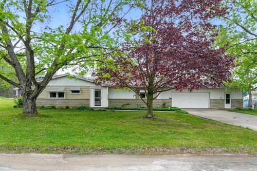 1636 N Terrace Hills Rd, Kendallville, IN, 46755-2550 | Card Image
