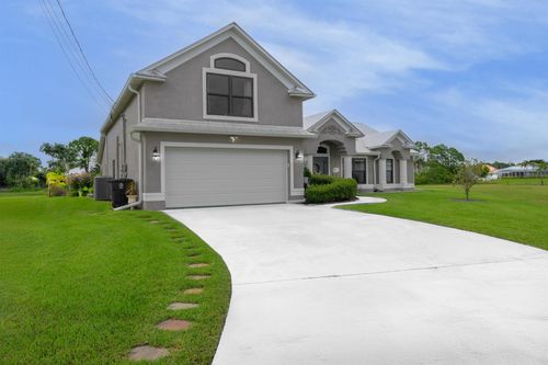 5871 Nw Corso Ct, Port St. Lucie, FL, 34986-4217 | Card Image