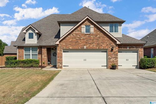 300 Creekside Cir, PELHAM, AL, 35124-3989 | Card Image