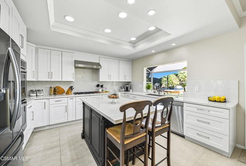 3128 Casino Dr, Thousand Oaks, CA, 91362-4801 | Card Image