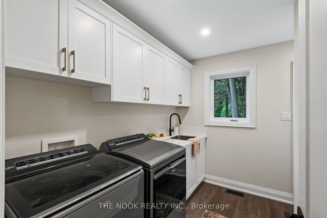 662 Raglan Rd W, House other with 3 bedrooms, 3 bathrooms and 10 parking in Oshawa ON | Image 23
