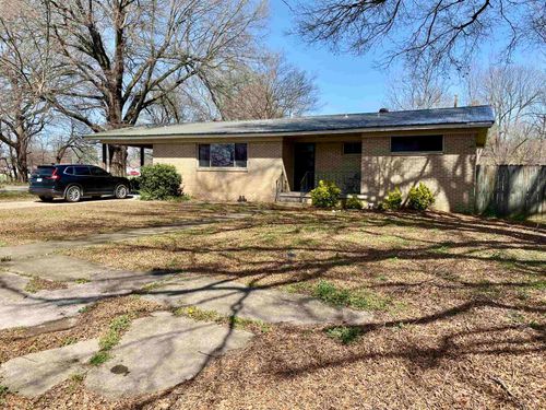 401 E Gum St, Walnut Ridge, AR, 72476-2906 | Card Image