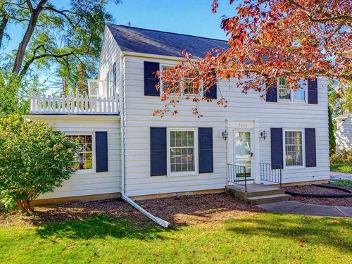 7609 N Boyd Way, Fox Point, WI, 53217 | Card Image