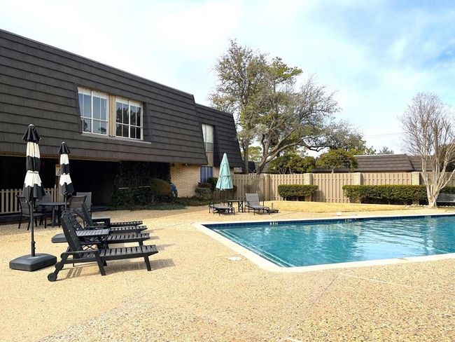 APT-21 - 2100 W Wadley Ave, Condo with 3 bedrooms, 3 bathrooms and 1 parking in Midland TX | Image 4