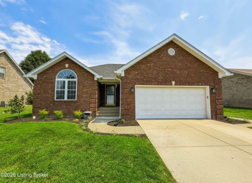484 New Christman Ln, Shepherdsville, KY, 40165-7639 | Card Image