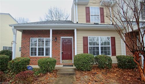 25 Tannenbaum Cir, Greensboro, NC, 27410-9686 | Card Image