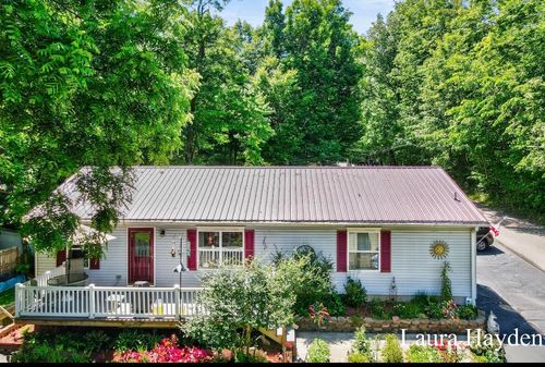 6859 Paradise Park, Saranac, MI, 48881-9680 | Card Image
