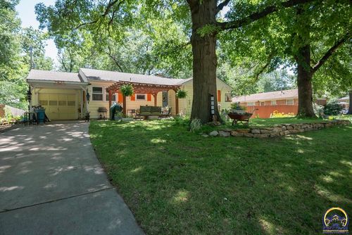 2920 Sw Lane St, Topeka, KS, 66611-2146 | Card Image
