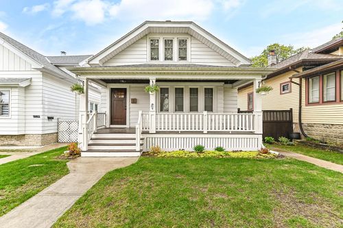 1232 S 74th Street, WEST ALLIS, WI, 53214 | Card Image