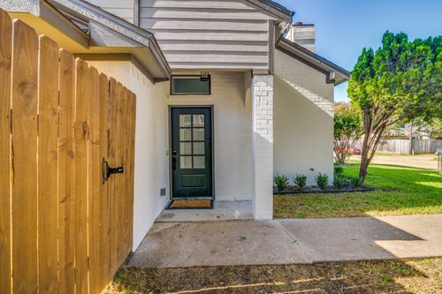 716 Versailles St, Mesquite, TX, 75149-3278 | Card Image
