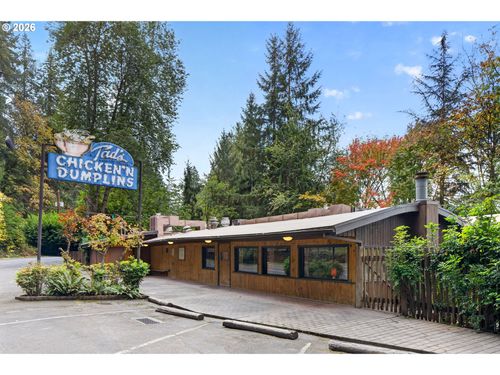 1325 E Hist Columbia River Hwy, Troutdale, OR, 97060 | Card Image