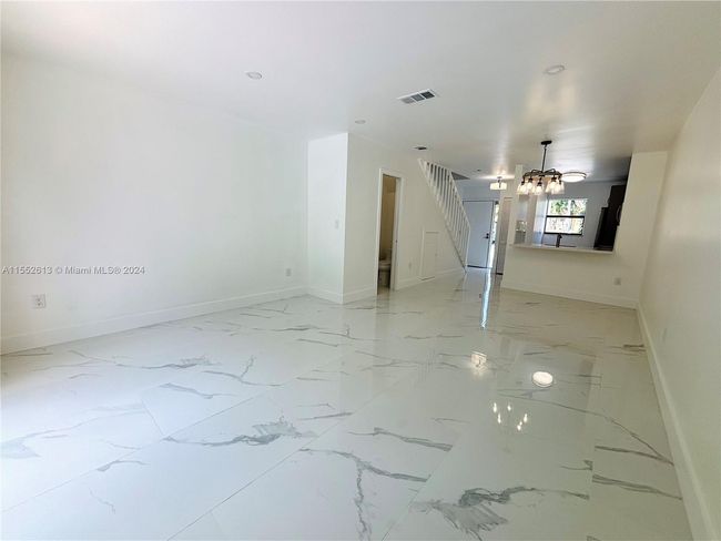 APT-103 - 6850 Nw 173 Rd Dr, Townhouse with 2 bedrooms, 2 bathrooms and null parking in Hialeah FL | Image 7