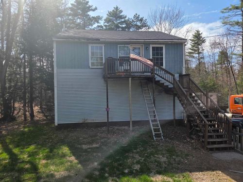 684 Route 153, Middleton, NH, 03887-6101 | Card Image