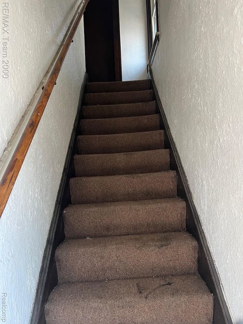 6406 Mead St, Dearborn, MI, 48126-2042 | Card Image