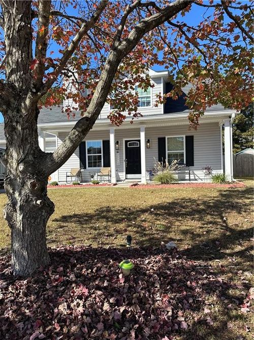 8004 Highland Pkwy, Fairburn, GA, 30213-4293 | Card Image