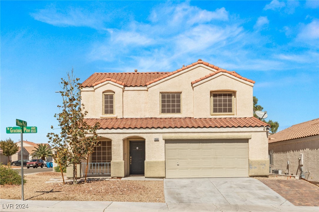 Gracious Pine Ave, Las Vegas, NV 89143