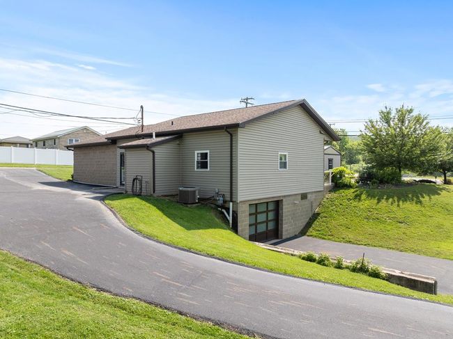 857 Archer Hill Rd, Home with 2 bedrooms, 2 bathrooms and null parking in Colliers WV | Image 41