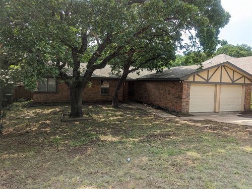 2224 Ridgedale Dr, Arlington, TX, 76013-5423 | Card Image