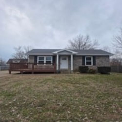 313 Atlantic Ave, Oak Grove, KY, 42262-9104 | Card Image