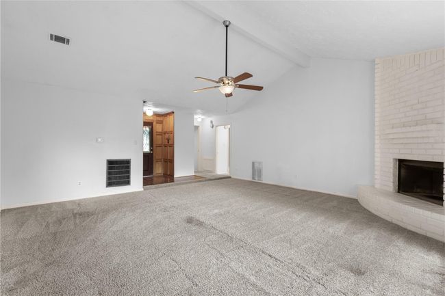 1330 Stevenage Ln, House other with 3 bedrooms, 2 bathrooms and 2 parking in Channelview TX | Image 9