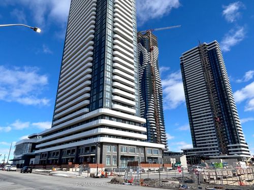 2915-195 Commerce St, Concord, ON, L4K5C3 | Card Image