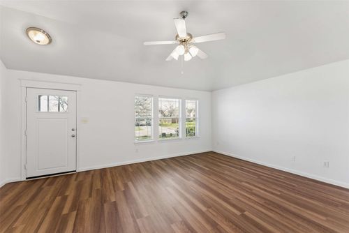 2809 Dawn Spring Dr, Little Elm, TX, 75068-7805 | Card Image