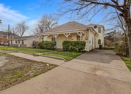 904 S Jackson St, Kaufman, TX, 75142-2338 | Card Image