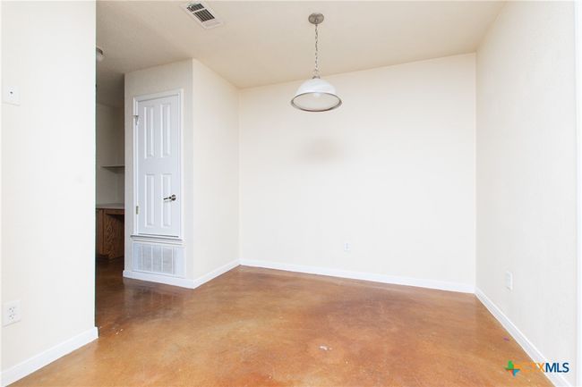 A - 211 W Arlo Rd, Home with 3 bedrooms, 2 bathrooms and null parking in Harker Heights TX | Image 6