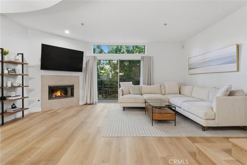 unit-14-5107 Coldwater Canyon Ave, Sherman Oaks, CA, 91423-1693 | Card Image